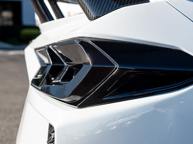 2020+ CHEVROLET CORVETTE C8 DARK TINTED REAR LIGHT COVER